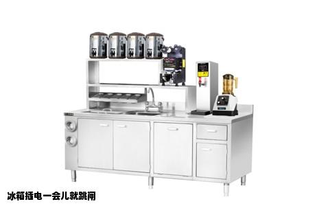 冰箱插电一会儿就跳闸