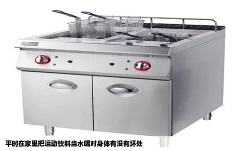 平时在家里把运动饮料当水喝对身体有没有坏处